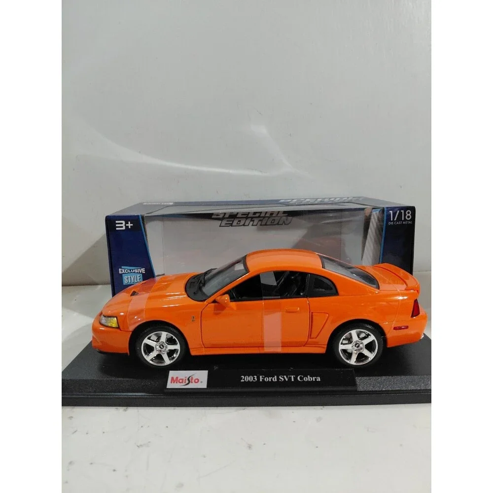 Maisto 31647 Special Edition 1:18 Diecast 2003 Ford Mustang SVT Cobra w/box